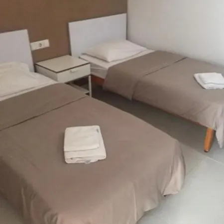 Apartmán Dunas, One Bedroom Apartment, Shared Pool, Close To Beach And Yumbo Playa del Inglés